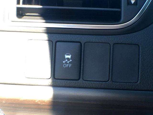 2017 Toyota Camry LE 4Dr Sedan